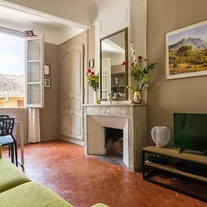 Anis Furnished Flat Aix-en-Provence